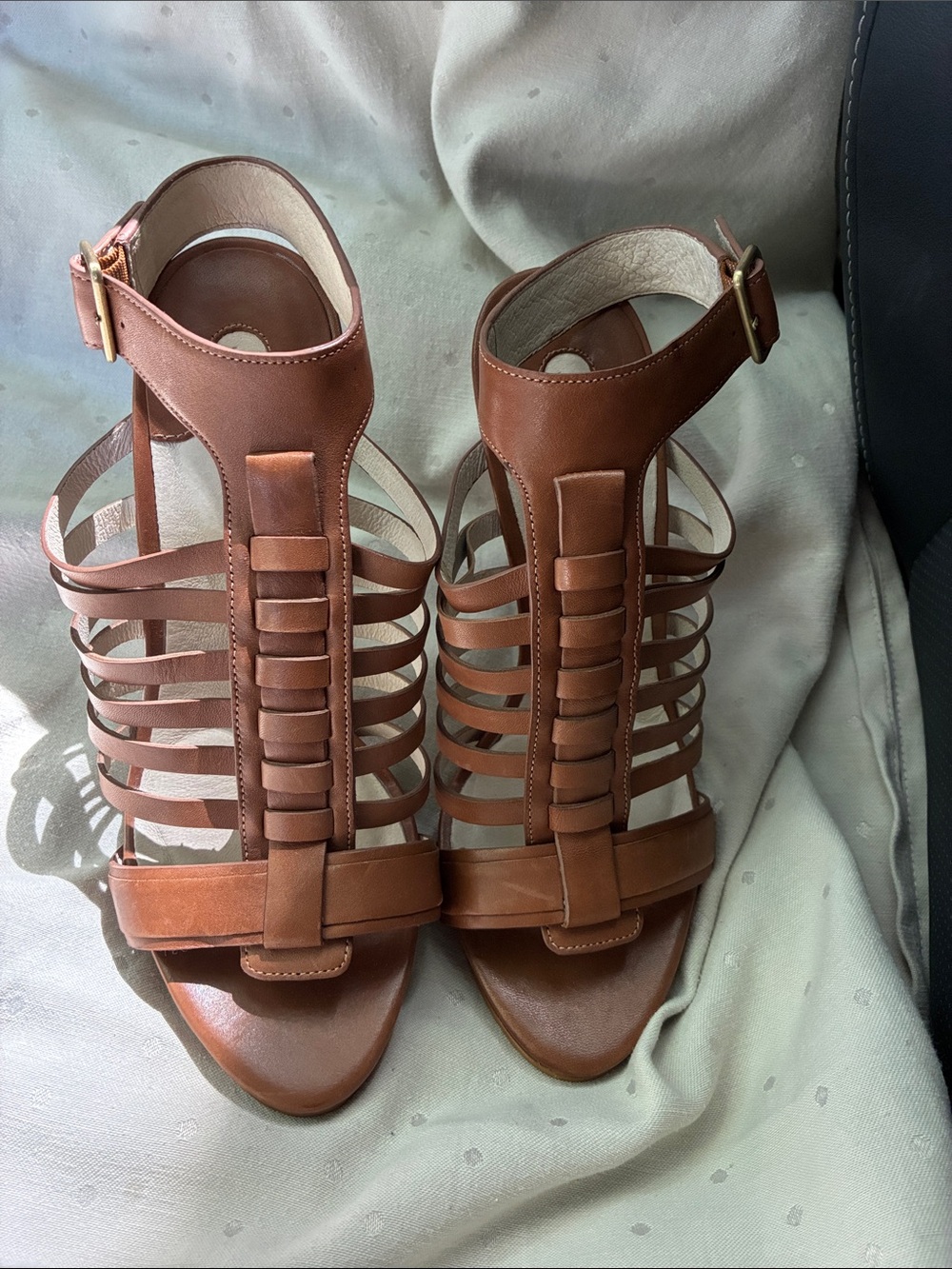 🆕 Joan & David Women’s Brown Strappy Gladiator Sandals